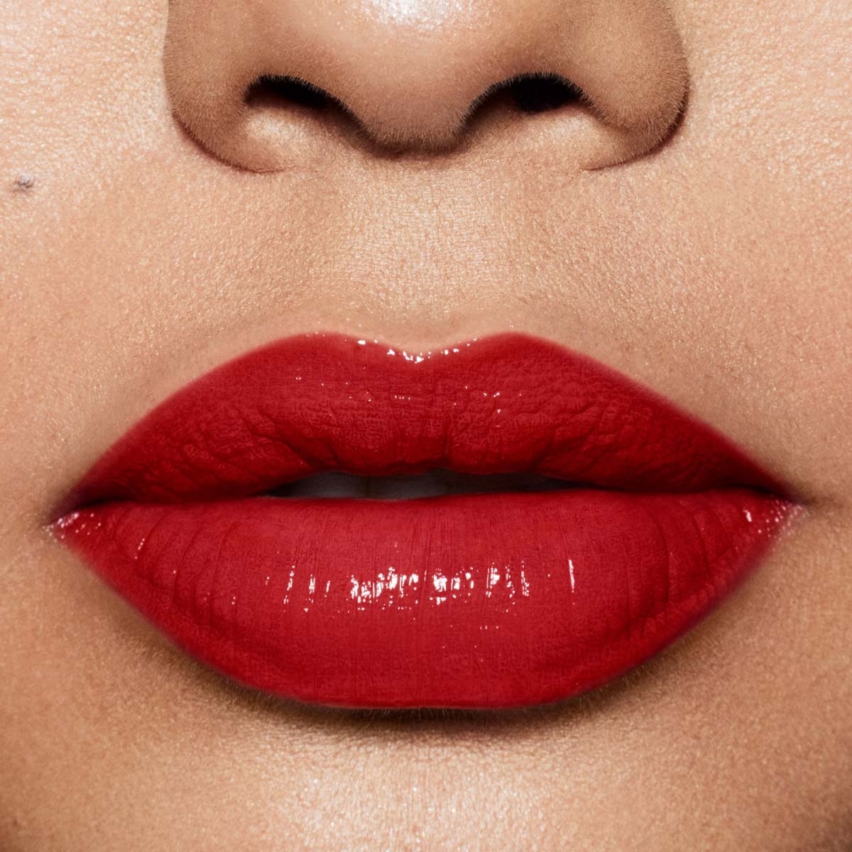 GLOSS BOMB STIX (BARRA DE LABIOS DE BRILLO INTENSO)